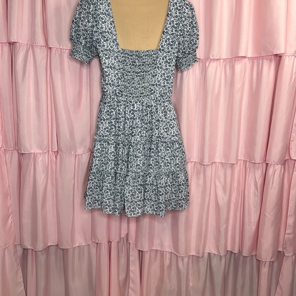 116. Trixxi Floral Smocked Puff Sleeve Mini Dress - Size Medium - Picture 3 of 8